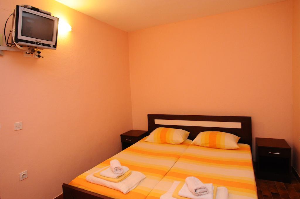 Vila Apartments Lidija Petrovac Стая снимка