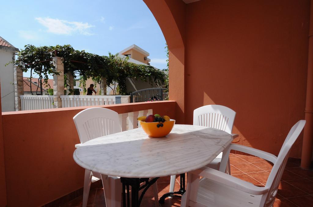 Vila Apartments Lidija Petrovac Стая снимка