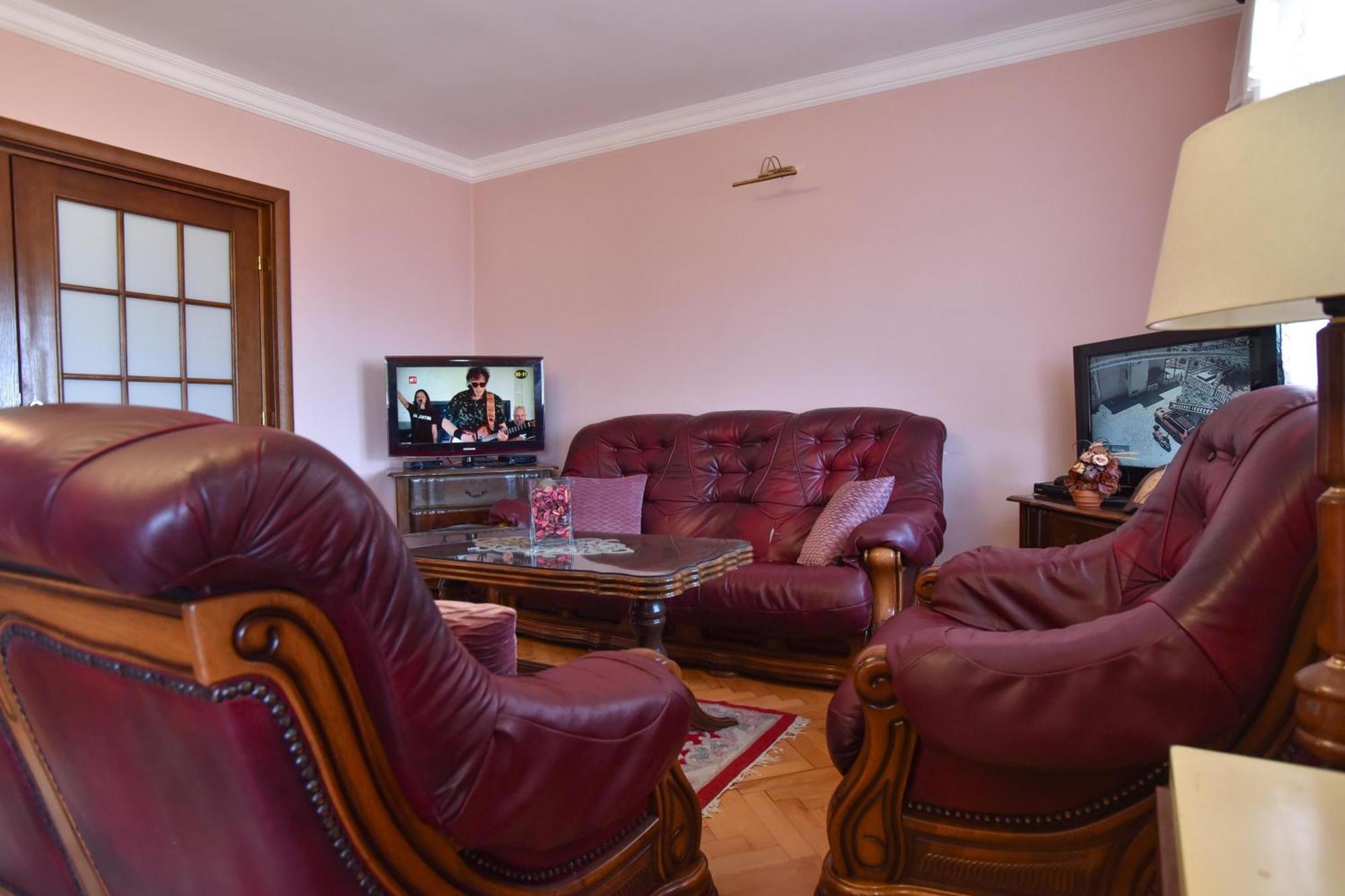 Vila Apartments Lidija Petrovac Екстериор снимка