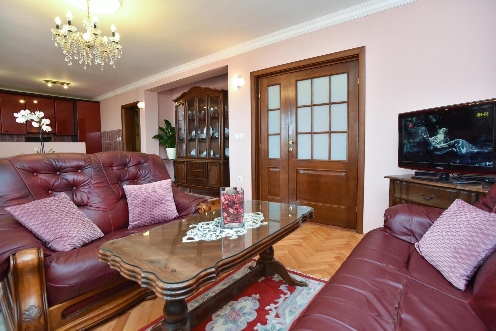 Vila Apartments Lidija Petrovac Екстериор снимка