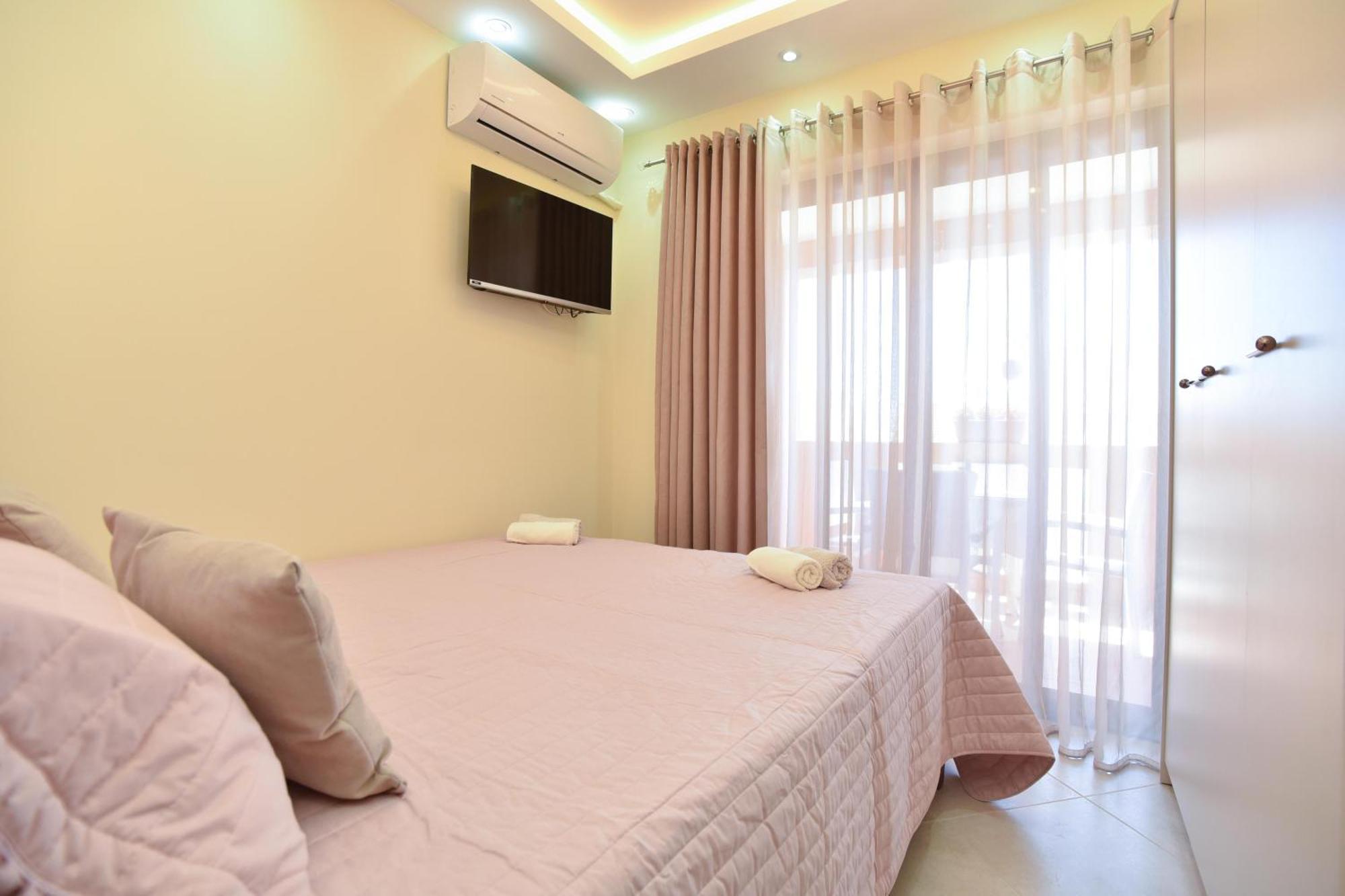 Vila Apartments Lidija Petrovac Екстериор снимка