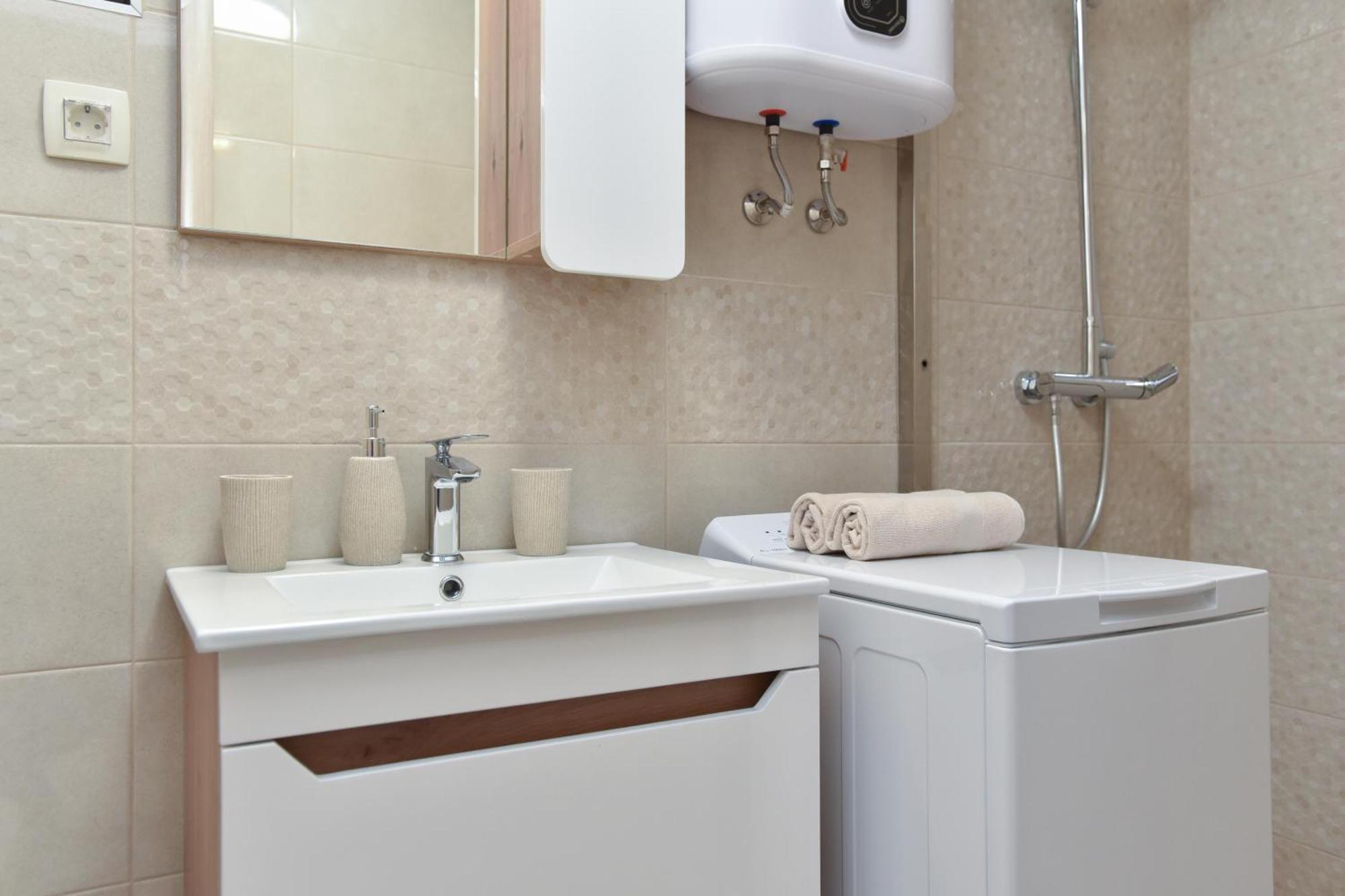 Vila Apartments Lidija Petrovac Екстериор снимка