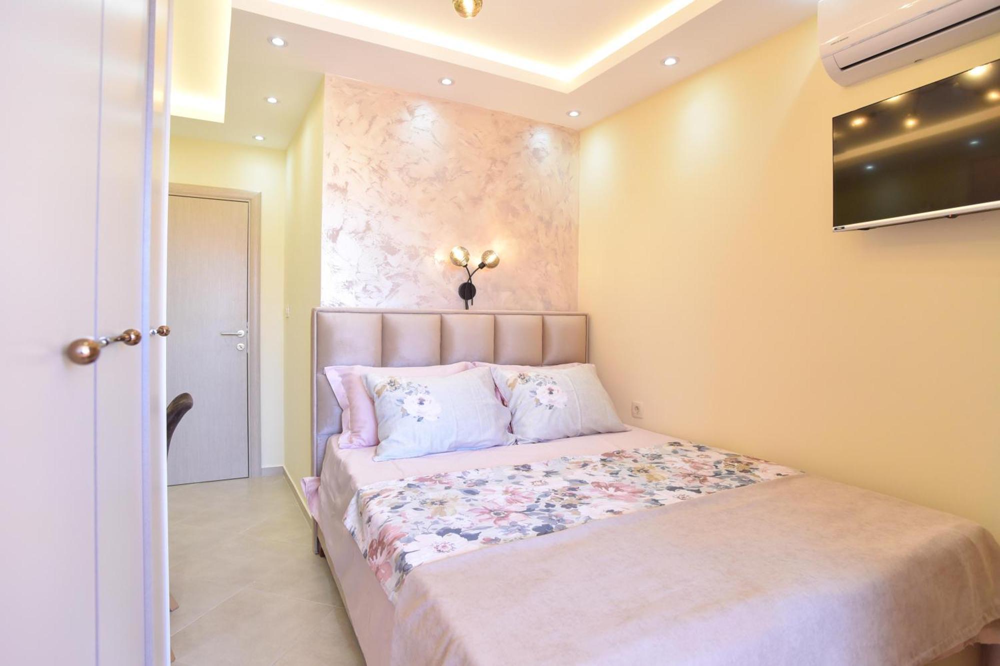 Vila Apartments Lidija Petrovac Екстериор снимка